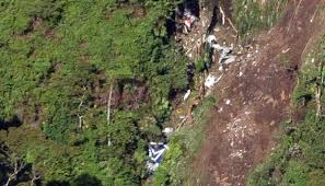 Hal yang diketahui hanya bahwa pesawat terbang searah jarum jam menuju jakarta sebelum menabrak gunung salak. Hasil Investigasi Sukhoi Superjet 100 Selesai Bisnis Tempo Co