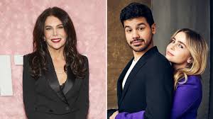 Lauren Graham Reveals Carlos Valdes is the Father of Mae Whitman's Son