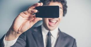 الباحثون قاموا بتطوير طريقة جديدة لتتبع ضغط الدم من خلال صور سيلفي Selfie Cardiac Event Power Of Social Media Selfie