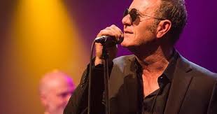 Scene Elton John With Strings.jpg