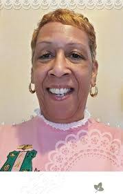 Glenda Rosser's Instagram, Twitter & Facebook