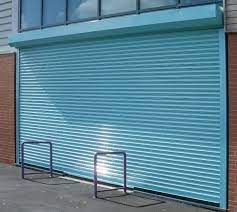 Rsg5000 Steel Security Roller Shutters Fitted Externally To The Main Entrance Of A Commercial Complex In East L Puertas Enrollables Cortinas Metalicas Puertas