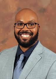 What They're Reading: Holly A. Pinheiro, Jr.