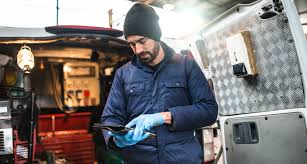Mobile Mechanics: What You Need to Know | Capital One Auto Navigator
