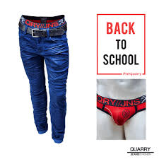 Aparece con frecuencia en películas y series de comedia. Underwear Outfit Gif By Quarry Jeans Fashion Find Share On Giphy