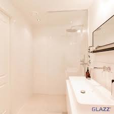 glazen douchewand tot plafond inloopdouche plafond badkamer ventilatie badkamer