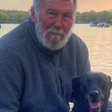 If she sees her reflection, there's at least six more weeks worth of tour.  😉😁 Find out for sure at azcaf.org/tour 📸 Kaleb Gill