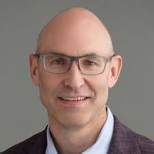 Mike Risk's Instagram, Twitter & Facebook