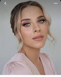 Kristen Scherer's Instagram, Twitter & Facebook