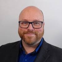 Leslie Mcdonnell's Instagram, Twitter & Facebook