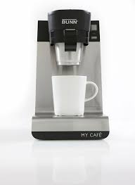 The reservoir comes out and has a stepped design so you can easily tell exactly how much water you put in. 7 Best Single Serve Coffee Makers Of 2021 Review Buyer S Guide