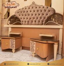 يقدم لكم موقع الاثاث الدمياطي غرف نوم فخمة للعرسان بتصاميم واشكال كثيرة تناسب الاماكن الفخمة وتعطي لغرفة النوم لمسة م Classic Bedroom Modern Bedroom Home Decor