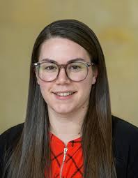 Tracy Reardon's Instagram, Twitter & Facebook