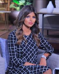 سيارة وهدايا من أشهر الماركات العالمية كـ ديور وفندي وحفل عشاء كانت مفاجأة سارة الكندري لزوجها أحمد العنزي في عيد ميلاده، بالإضافة إلى الزينة والعشاء المميز الذي حضرته في منزلهما. ØªÙØ§ØµÙŠÙ„ Ø§Ù„Ø­Ø§Ù„Ø© Ø§Ù„ØµØ­ÙŠØ© Ù„Ø¥ÙŠÙ…Ø§Ù† Ø§Ù„Ø­ØµØ±ÙŠ ÙˆÙ‡Ø°Ø§ Ù‡Ùˆ Ø§Ù„Ù…Ø±Ø¶ Ø§Ù„Ø°ÙŠ Ø£ØµØ§Ø¨Ù‡Ø§ Ù„Ø§ÙŠÙ Ù†ÙŠÙˆØ²