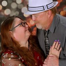 Sherry Tharp's Instagram, Twitter & Facebook