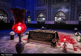 مراسم بزرگداشت رهبر شهید از سوی مراجع عظام تقلید در قم برگزار می‌شود