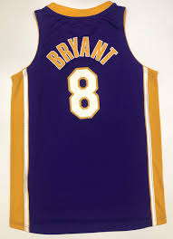 The lakers will play their first game since the tragic death of kobe bryant at the staples center on friday night. Kobe Bryant Signed Lakers 3x Champs Patch Le Jersey Uda Coa Pristine Auction