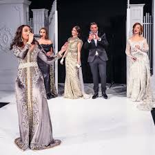 Hafssa Da On Instagram Welcom Bienvenue Marhaba A Tous Les Nouveaux Followers Photo By Naima Fotograaf K Lafemmedumaghreb Ant Dresses Fashion Kaftan