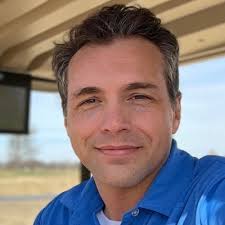 Levi Hilton, MD (@HiltonLevi)