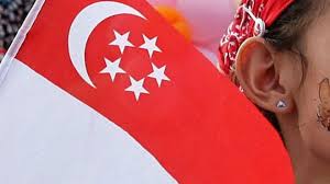 Bendera singapura mirip bendera indonesia. Bendera Singapura Jadi Taplak Meja Israel Minta Maaf Okezone News
