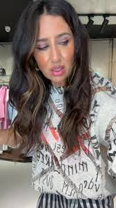 Maria Marcelino Foz was live.