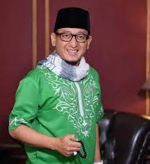 Join facebook to connect with ust zaki mirza and others you may know. Ini Kondisi Ustadz Zacky Mirza Usai Pingsan Saat Ceramah Okezone Celebrity