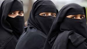 Call for Burqa ban by Shiv Sena; here's how Muslim women respond