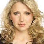 Keri Manuel's Instagram, Twitter & Facebook