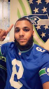 Let's go hawks 💚💙💚💙 repping from Pennsylvania.