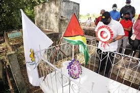 A wreath laying ceremony was hosted this morning at the graveside of the  late Kowsilla, also known as Alice. Kowsilla was killed
