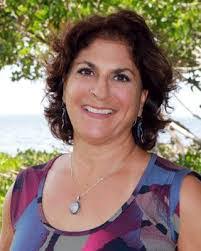 Gina Moss's Instagram, Twitter & Facebook