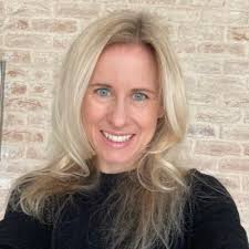 Sarah Newman (@sarah_n_79)