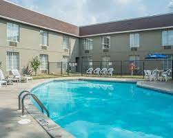 Read reviews from quality inn at 580 bruin blvd in woodstock n4v from trusted woodstock restaurant reviewers. Quality Hotel Suites Woodstock Ontario Woodstock Ontario Hotels
