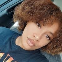 Shannon Pimental's Instagram, Twitter & Facebook