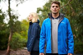 Hmm… you may hear these terms and wonder what the difference between them is. Waterproof Vs Water Resistant Clothing Regatta Blog