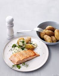 Lachs Mit Pellkartoffeln Und Quark Pellkartoffeln Lachs Rezept Essen