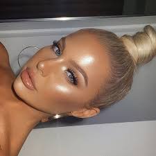 The Top 7 Makeup Trends For 2020 True Glue Hair Makeup Beauty Makeup Makeup Looks
