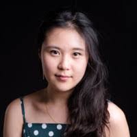 Vivian Canada's Instagram, Twitter & Facebook