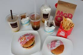 Sisca membeli ratusan bts meal mcd dan diperlihatkan di instagram pribadinya. Rasa Indonesia Di Menu Mcd Burger Nasgor Hingga Es Krim Teh Botol Antara News