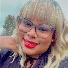 Candida Bryant's Instagram, Twitter & Facebook