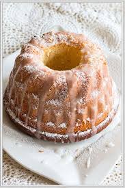 Rezept Fur Einen Kleinen Zitronengugelhupf Herrlich Frisch Und Locker Zitronen Gugelhupf Kleine Kuchen Backen Kleine Kuchen Rezepte