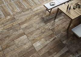 Piastrelle da esterno prezzi top marmo bagno. Feinsteinzeug Mit Holzoptik Fur Aussenbereiche Ceramiche Caesar
