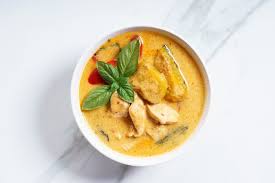 Making A Simple Curry Sauce With Curry Powder Is A Quick Easy And Versatile Cooking Project The Most Basic Versions Ju In 2020 Curry Recipes Curry Curry Recipes Easy
