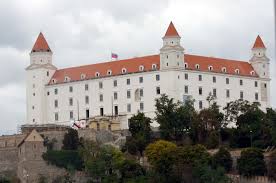 Unser vorwahlverzeichnis hilft dir weiter ✓ die aus dem deutschen festnetz erreichen sie bratislava über die internationale vorwahl 00421, aus. Slowakei Sehenswurdigkeiten Lander Slowakei Goruma