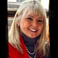 Tracey Bickle's Instagram, Twitter & Facebook