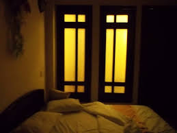 When you look out the window during the day, you get a of course this only works while the laser is shining, and as soon as we stop the light, most of it is absorbed either by the mirrors, or is passed through. Lights Shining Into The Room All Night From The Uncovered Internal Windows Picture Of Minh Thai Guesthouse Hue Tripadvisor