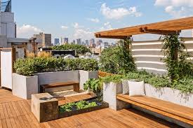 Plan landed house minimalist terbaru diatas cocok sekali buat anda yang. 50 Desain Rooftop Garden Yang Asri Dan Elegan Rumahku Unik