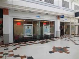 Trustee savings banks originated to accept savings deposits from those with moderate means. Tsb Bank On Almondvale South Banks Other Financial Institutions In Town Centre Livingston Eh54 6hr