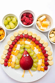 First time hosting a thanksgiving dinner? Thanksgiving Cheese Cracker And Fruit Turkey Snack