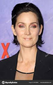 Carrie Anne Moss Arrivals Marvels Jessica Jones Season Premiere Amc Fotografia De Stock Editorial C Everett225 267939882